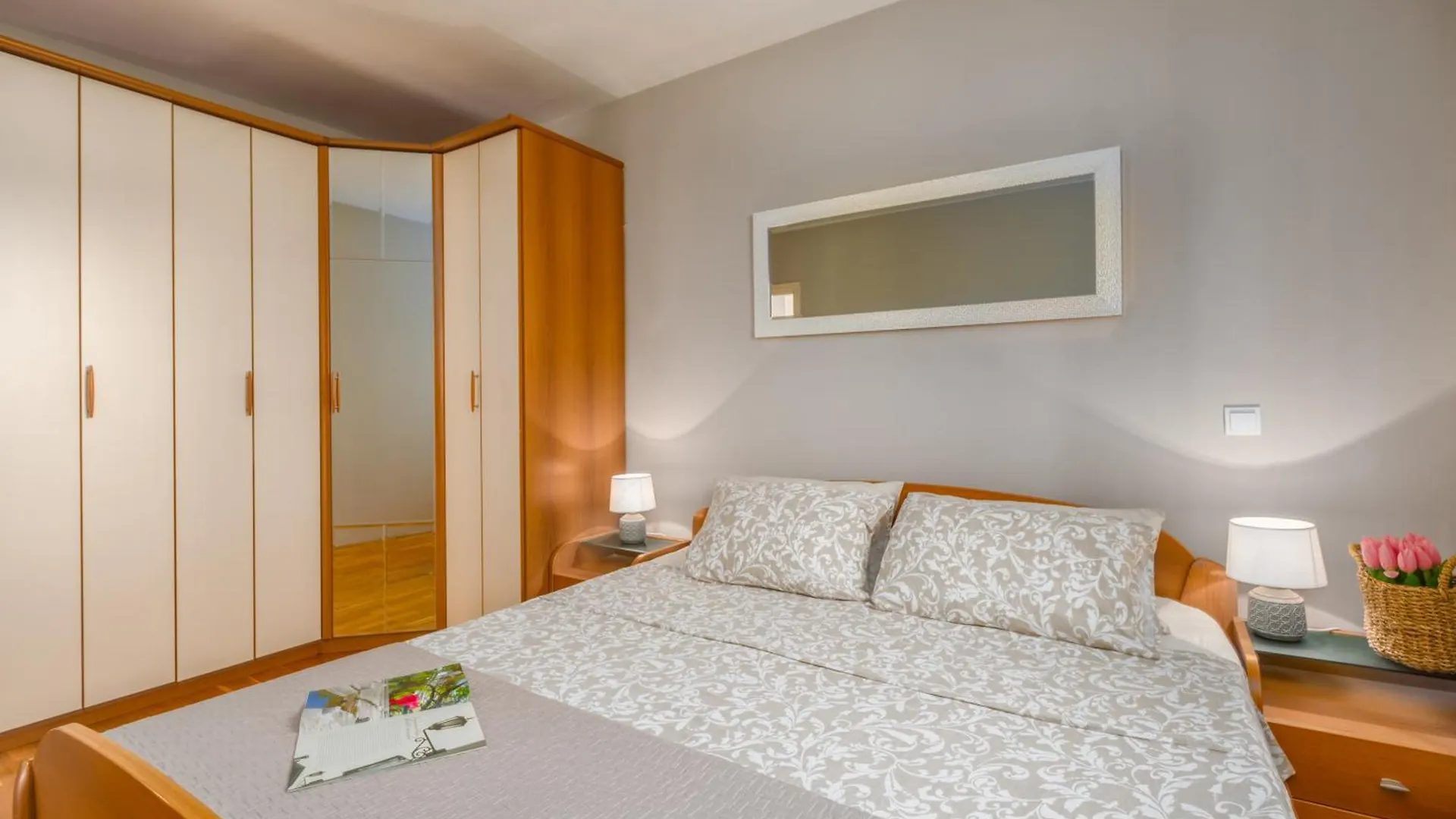 Apartment Sara Premium Funtana 0*,