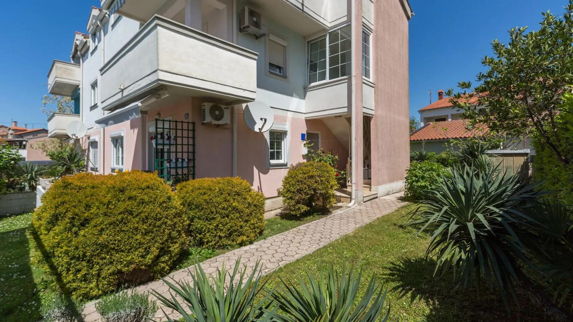 Apartment Sara Premium Funtana Croatia